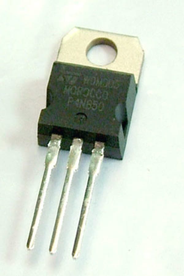 STP4NB50 MOS,N-CH,3.8A,500V,80W,2.8OHM,TO220,ST,MOROCCO Mosfets Mosfet-TO220